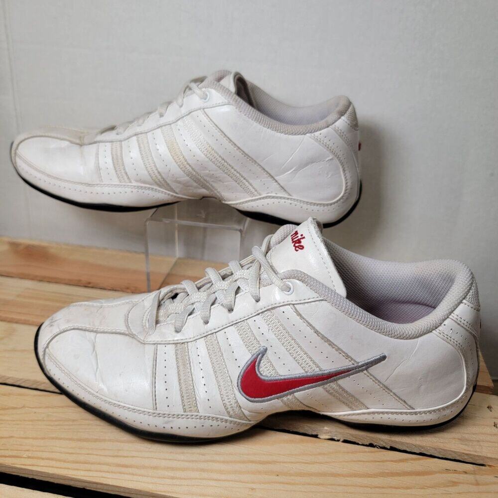 Nike Non-Marking Sideline Athletic Shoes White Red Swoosh - Size 8